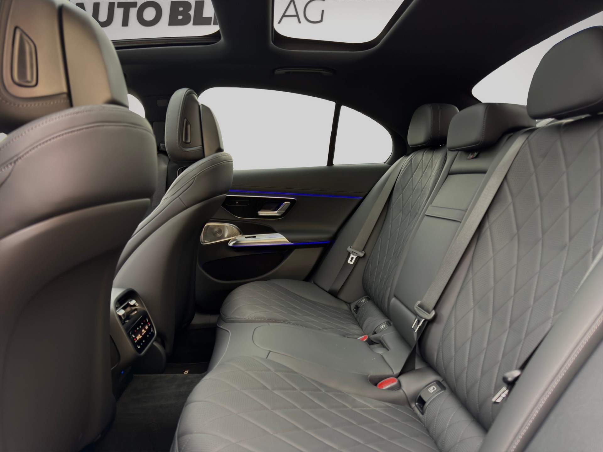 MERCEDES-BENZ E 450 d 4Matic 9G-Tronic-image-14