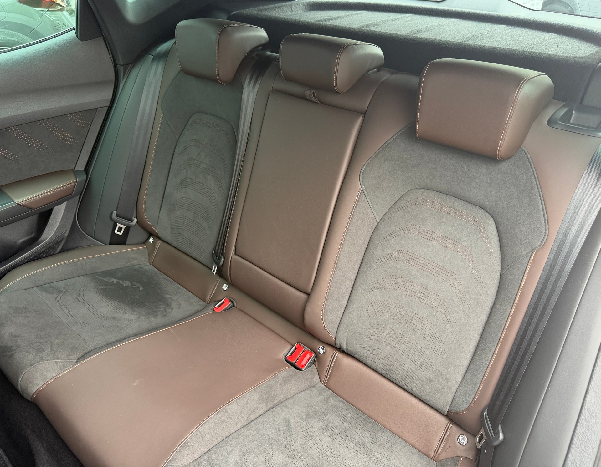 CUPRA Formentor 2.5TSI VZ5 Taiga Grey 4Drive DSG-image-15