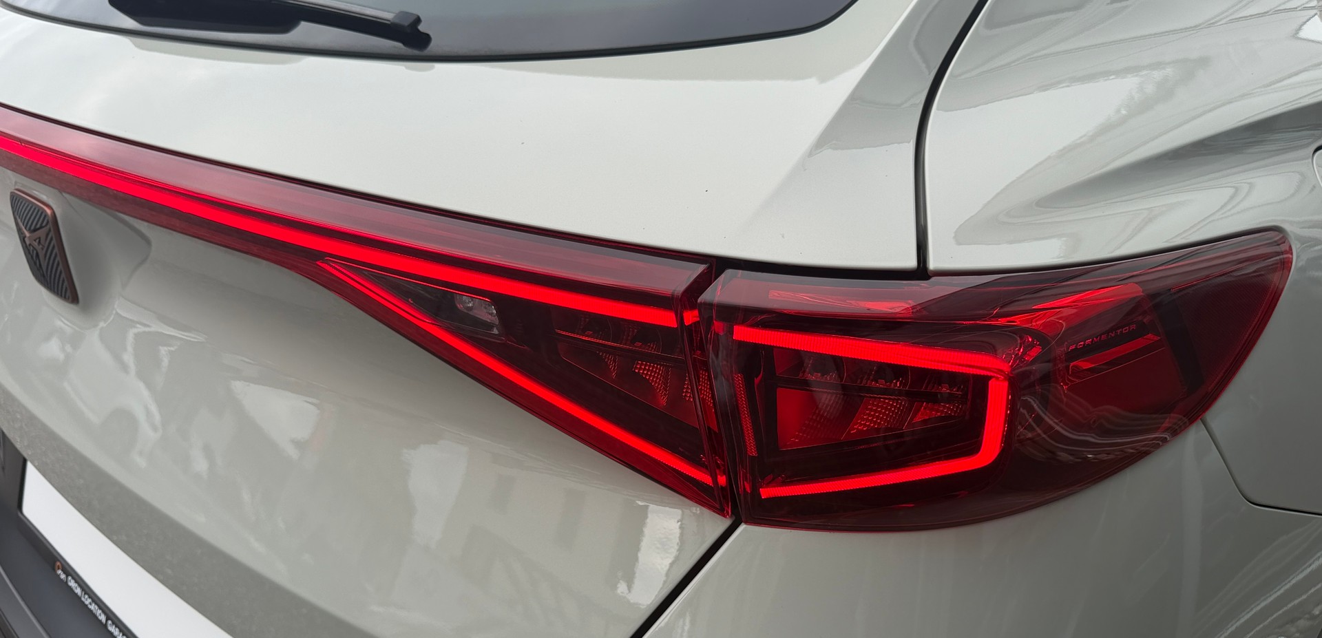 CUPRA Formentor 2.5TSI VZ5 Taiga Grey 4Drive DSG-image-6