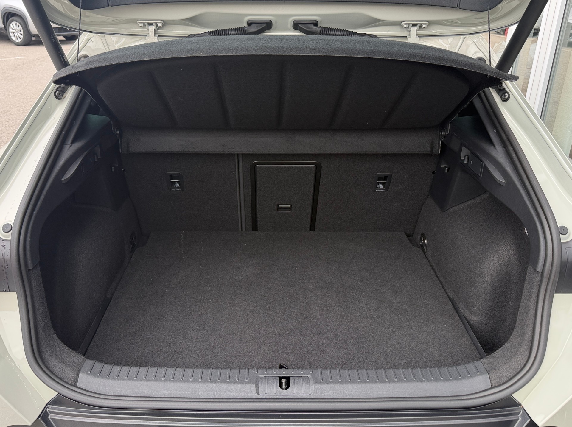 CUPRA Formentor 2.5TSI VZ5 Taiga Grey 4Drive DSG-image-8