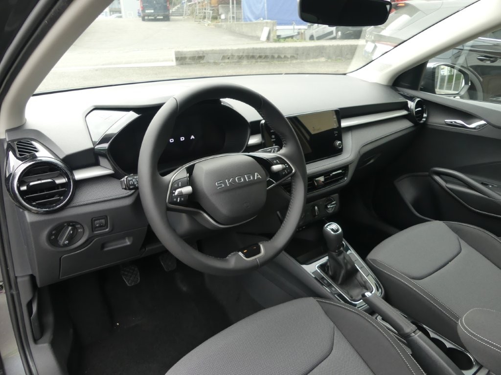 SKODA Fabia 1.0 TSI Selection-image-6