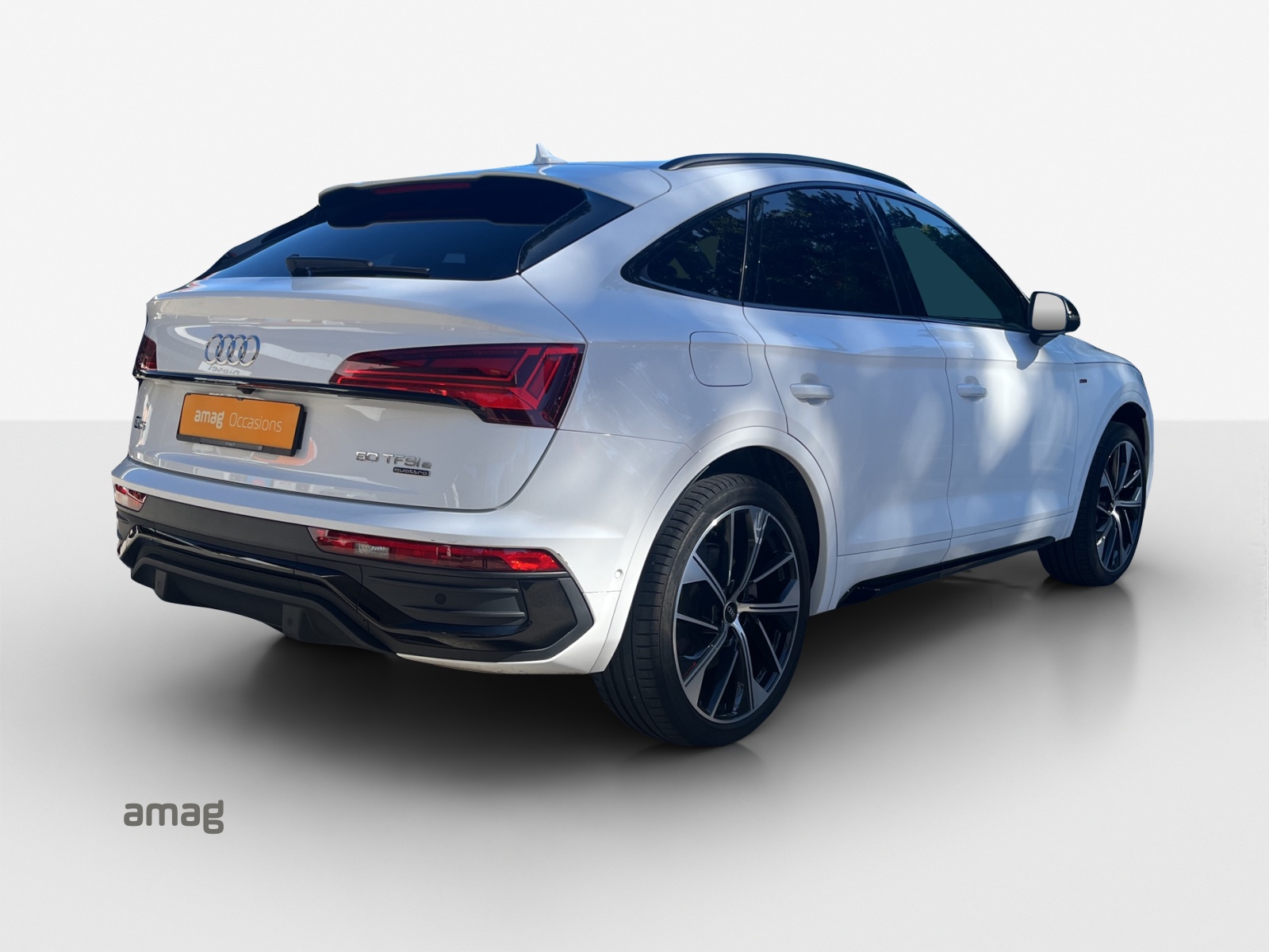 AUDI Q5 Sportback 50 TFSI e PHEV S line quattro S-tronic-image-4