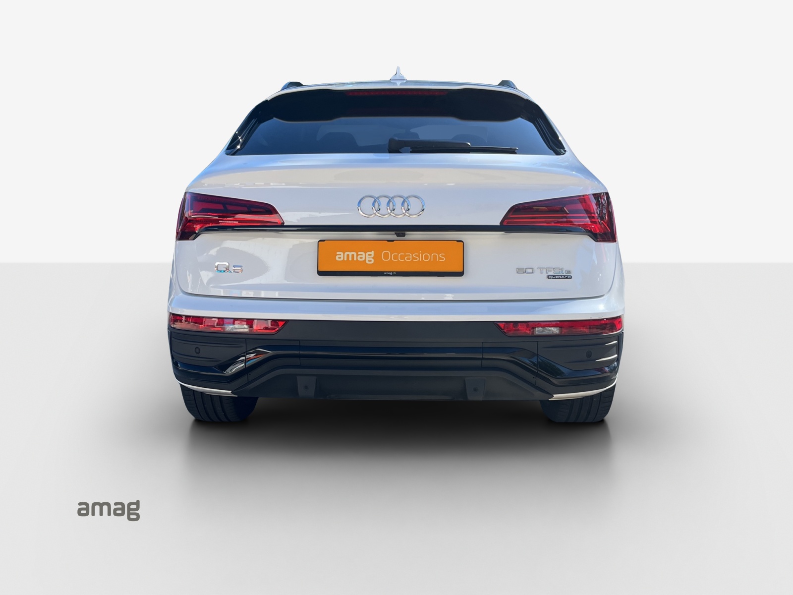 AUDI Q5 Sportback 50 TFSI e PHEV S line quattro S-tronic-image-3