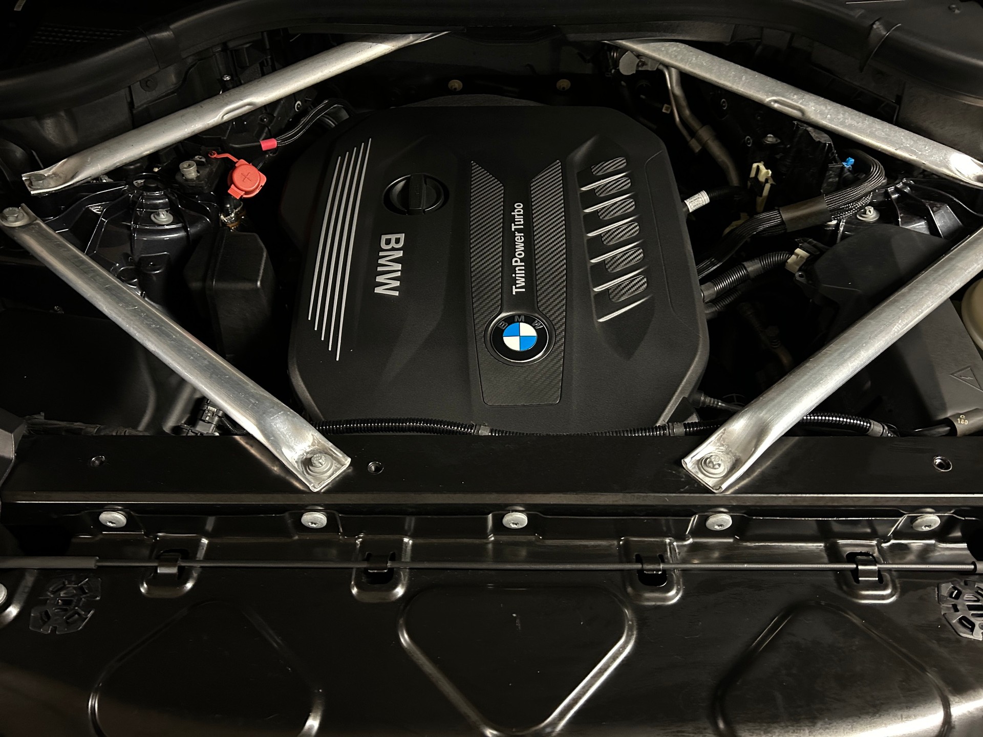 BMW X5 xDrive 30d Steptronic -M-Sport-M-Sport Bremsen-Panoramaschiebedach-M Lederlenkrad--image-28