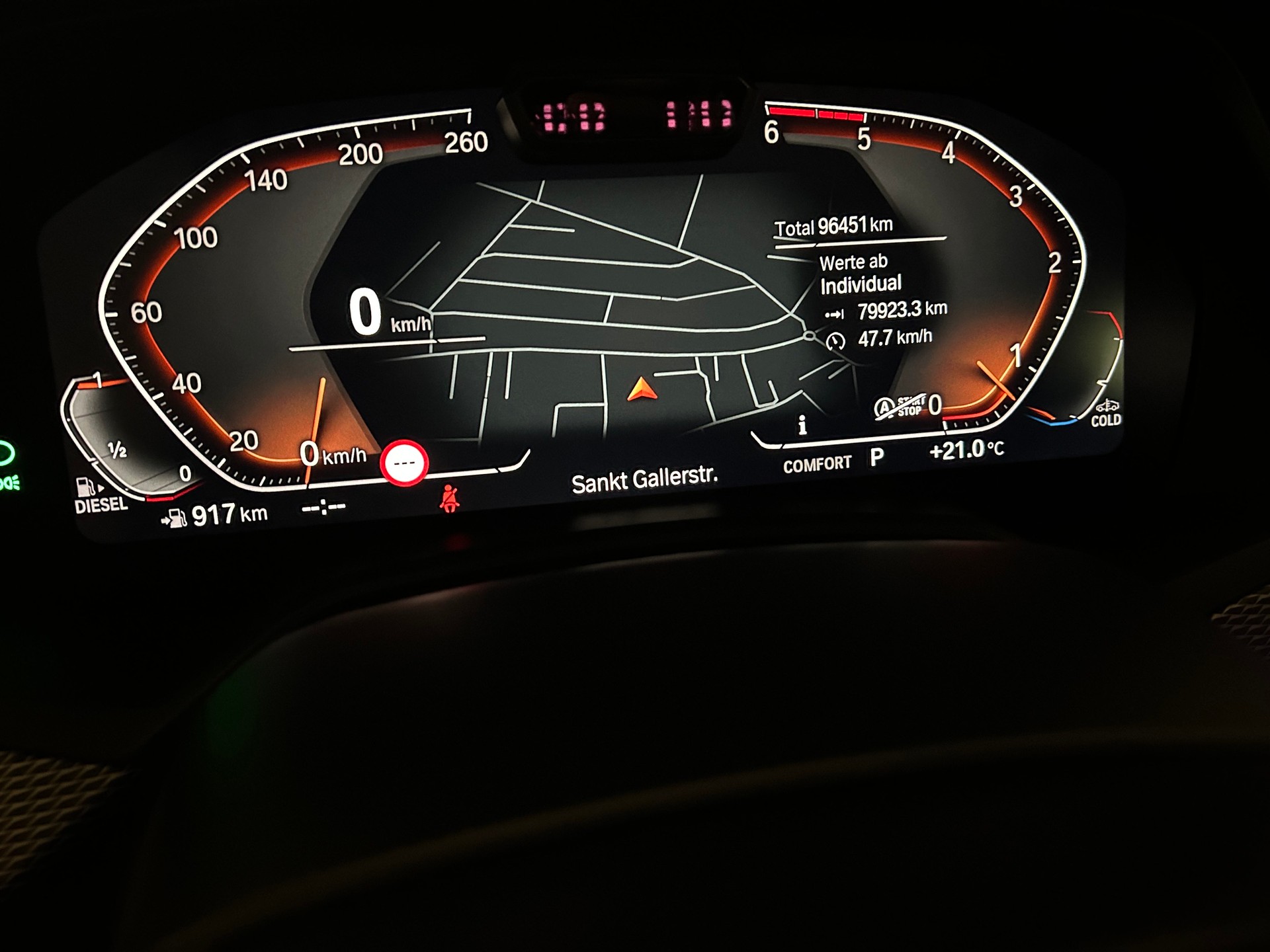 BMW X5 xDrive 30d Steptronic -M-Sport-M-Sport Bremsen-Panoramaschiebedach-M Lederlenkrad--image-17