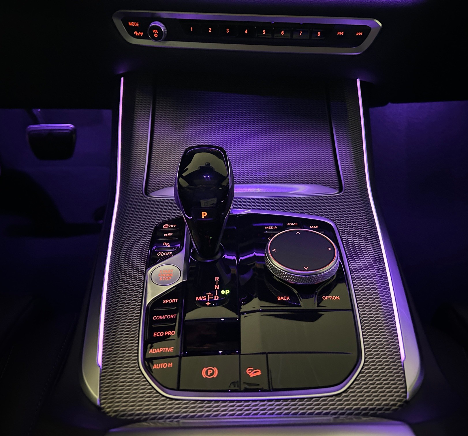 BMW X5 xDrive 30d Steptronic -M-Sport-M-Sport Bremsen-Panoramaschiebedach-M Lederlenkrad--image-8