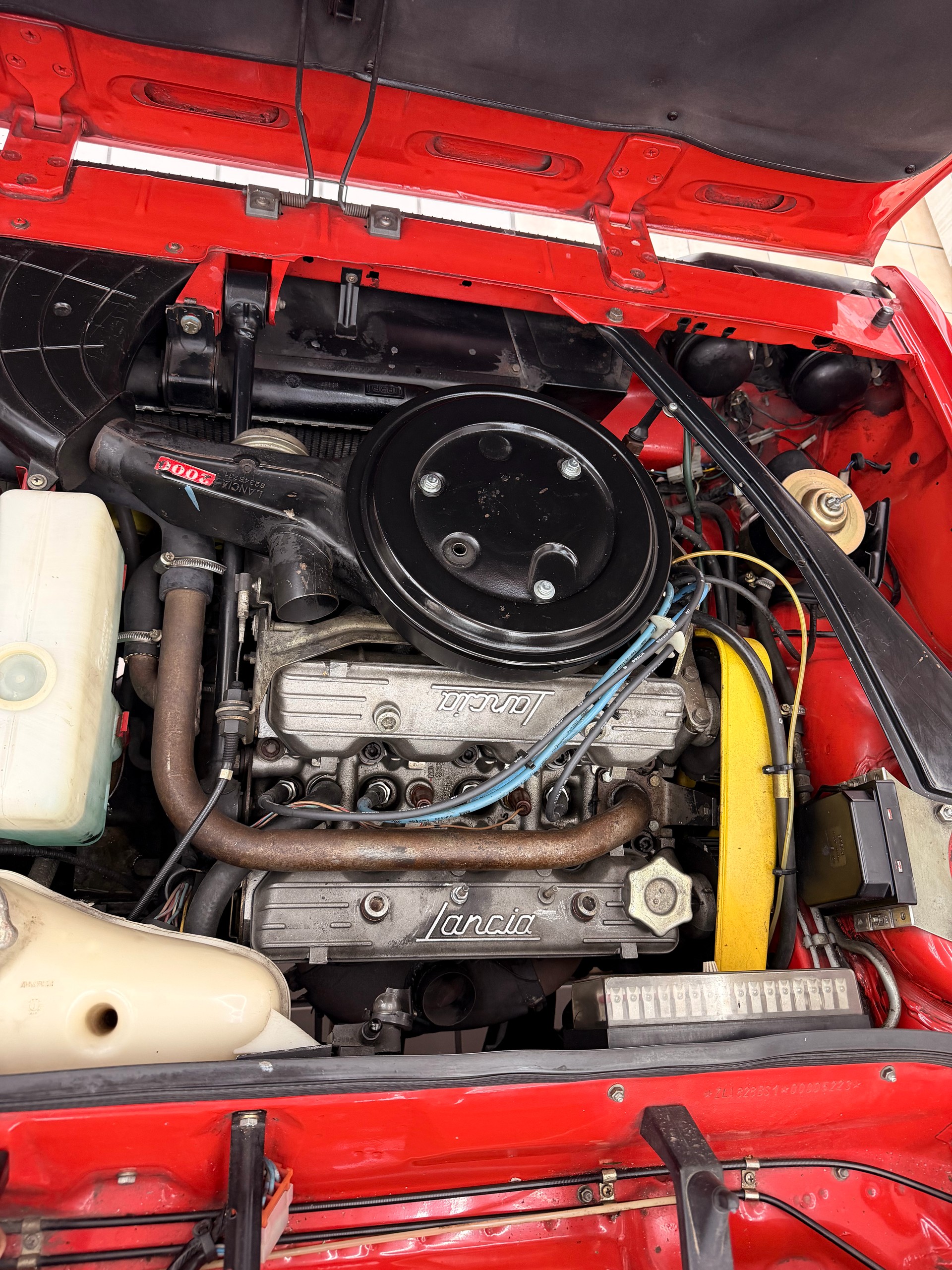 LANCIA Beta 2000 Coupé Inj.-image-14