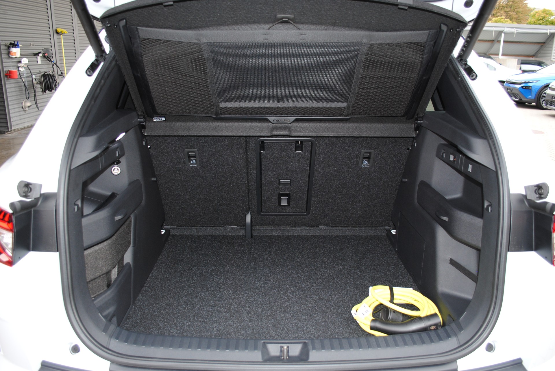 SKODA Elroq 85x Sportline 4x4-image-24