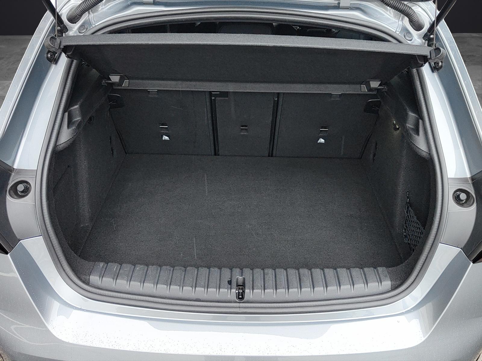 BMW 1er Reihe F70 123 xDrive-image-16
