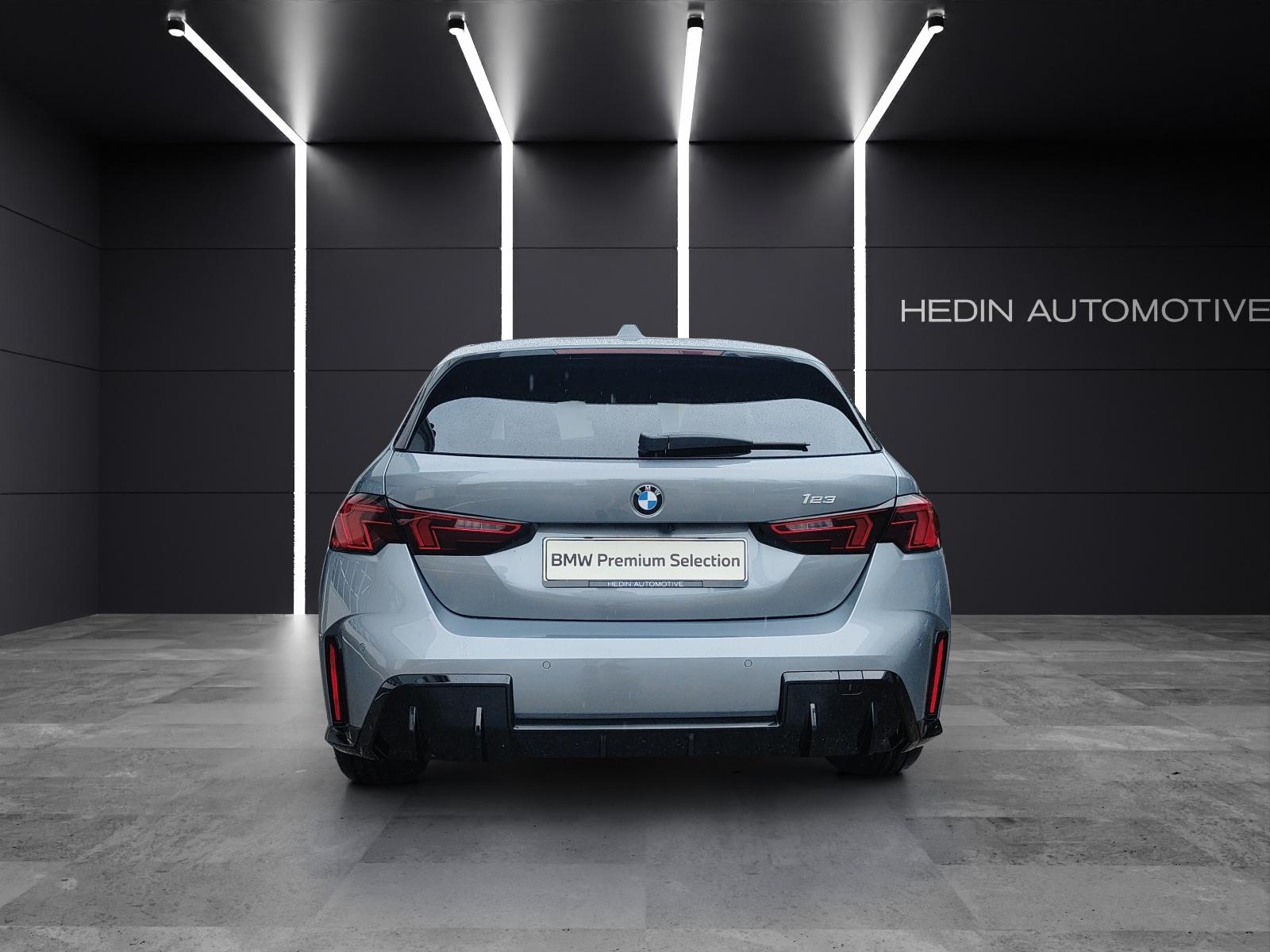 BMW 1er Reihe F70 123 xDrive-image-4