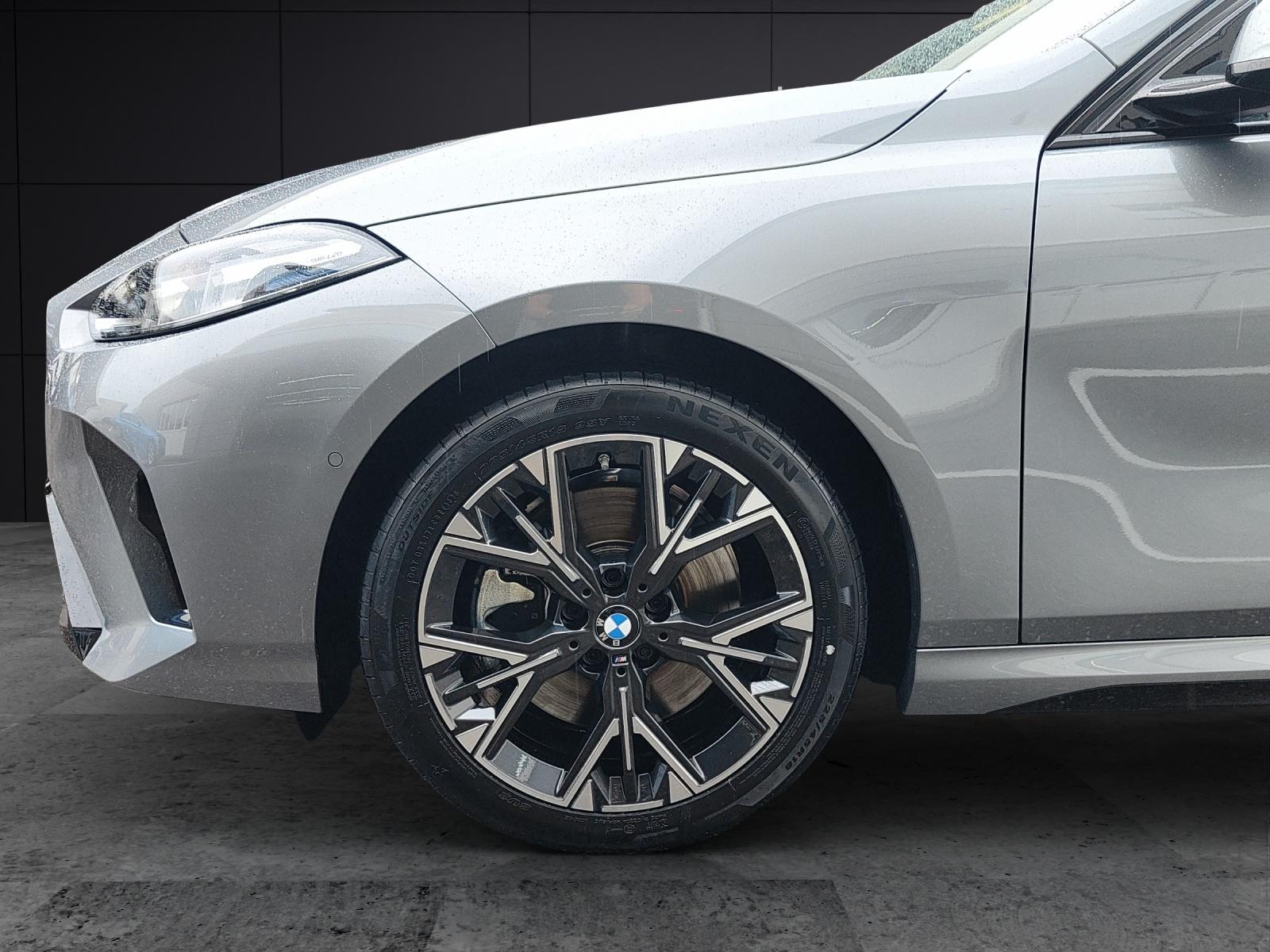 BMW 1er Reihe F70 123 xDrive-image-8