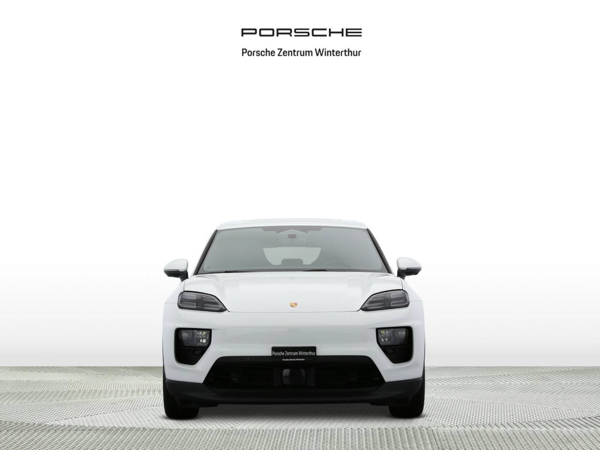 PORSCHE Macan 4-image-5