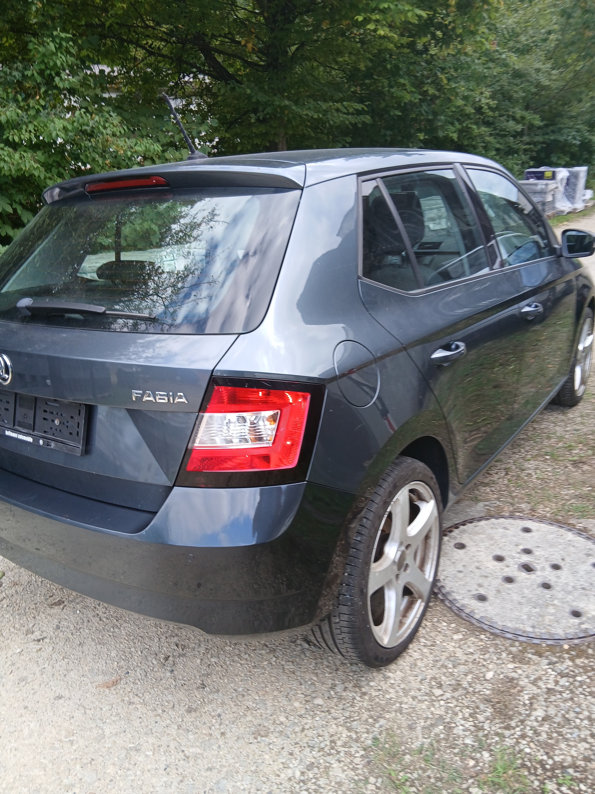 SKODA 1.2 TSI GrT Fresh-image-4
