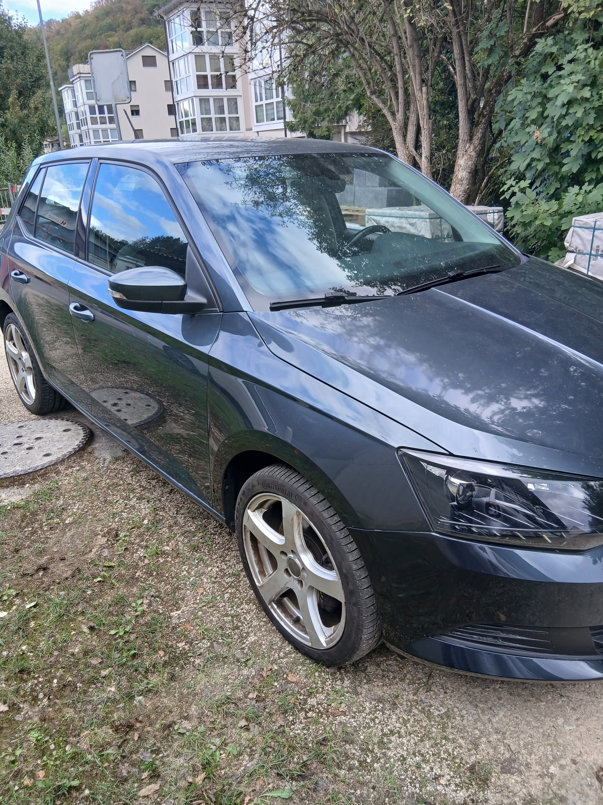 SKODA 1.2 TSI GrT Fresh-image-2