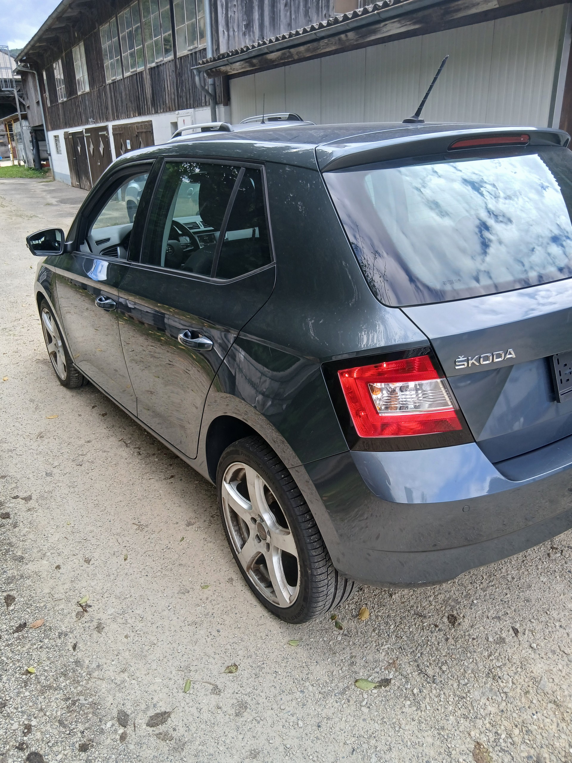 SKODA 1.2 TSI GrT Fresh-image-5