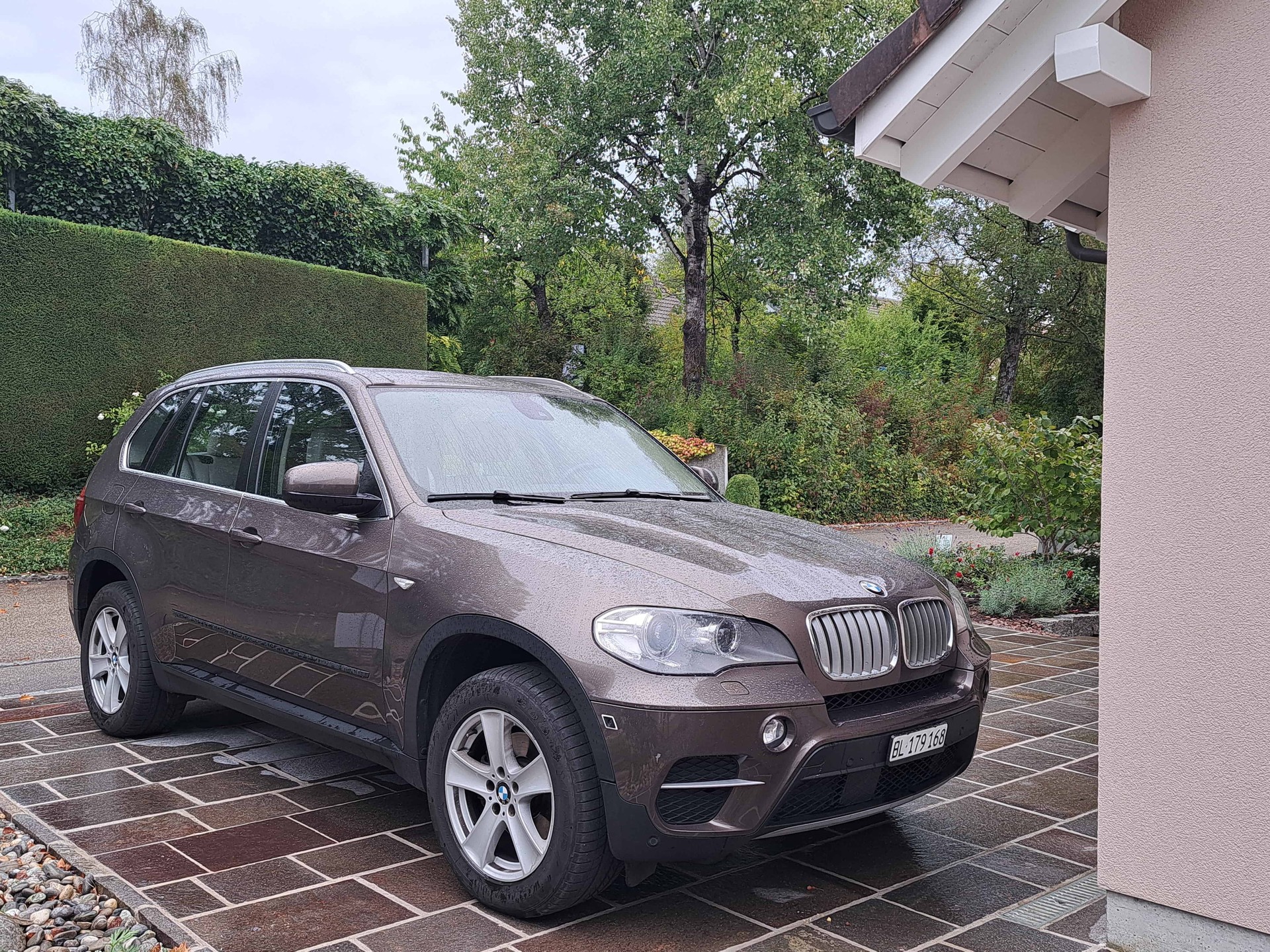BMW 30d xDrive-image-1