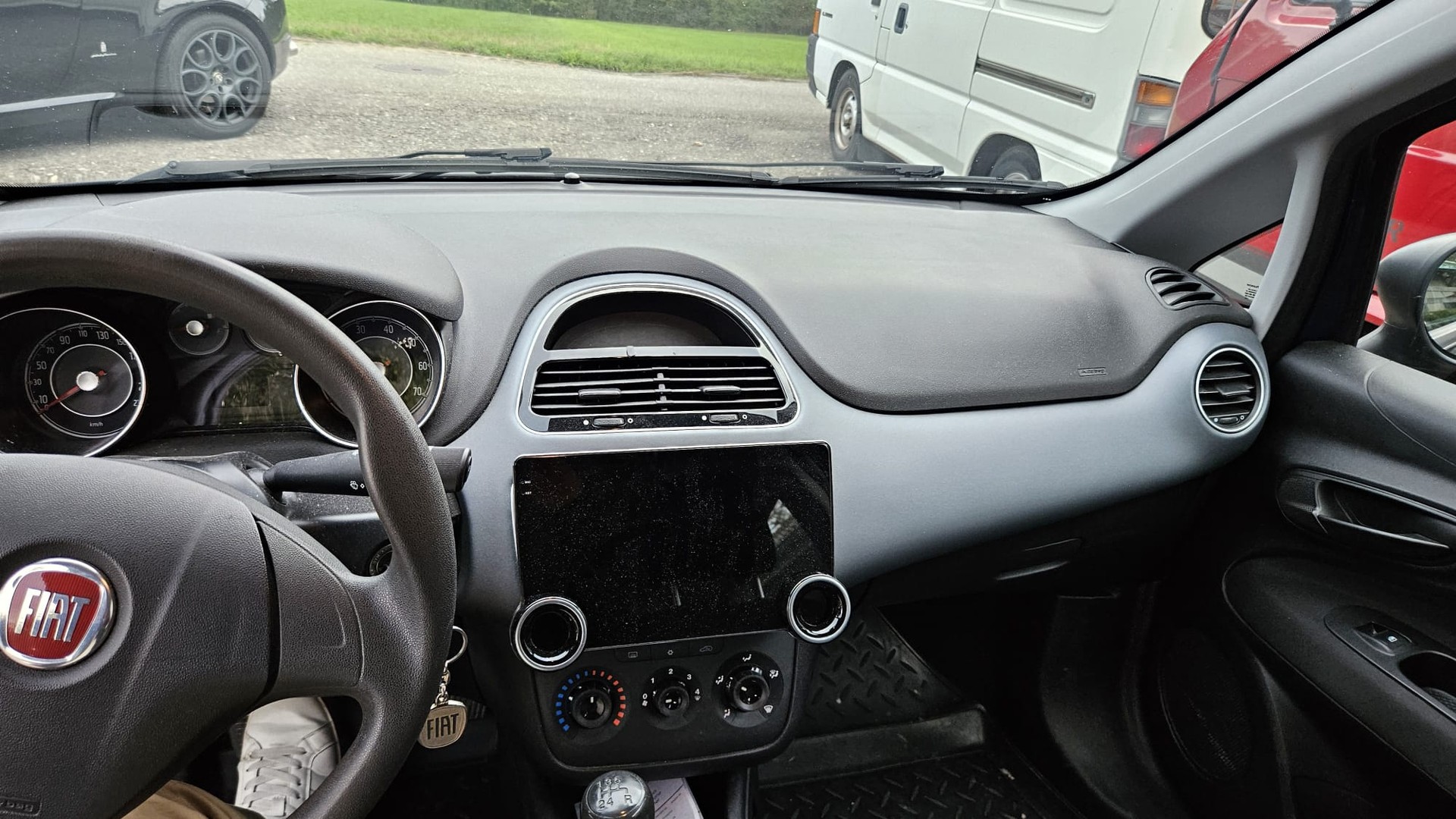 FIAT Punto 1.2 Actual-image-4