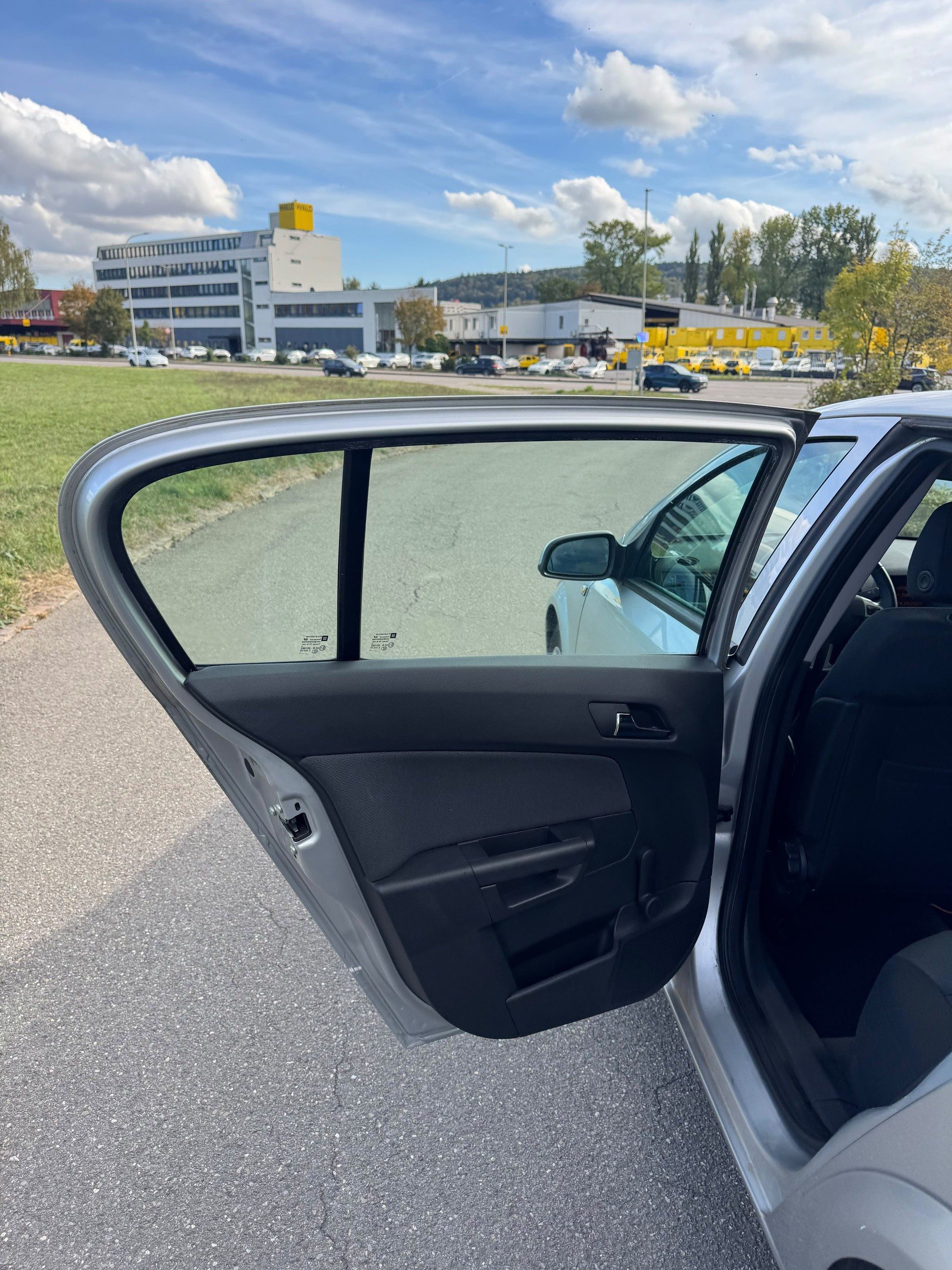 OPEL Astra 1.6i 16V Enjoy Mit MFK Frischen Zahnriemensatz und Service-image-15