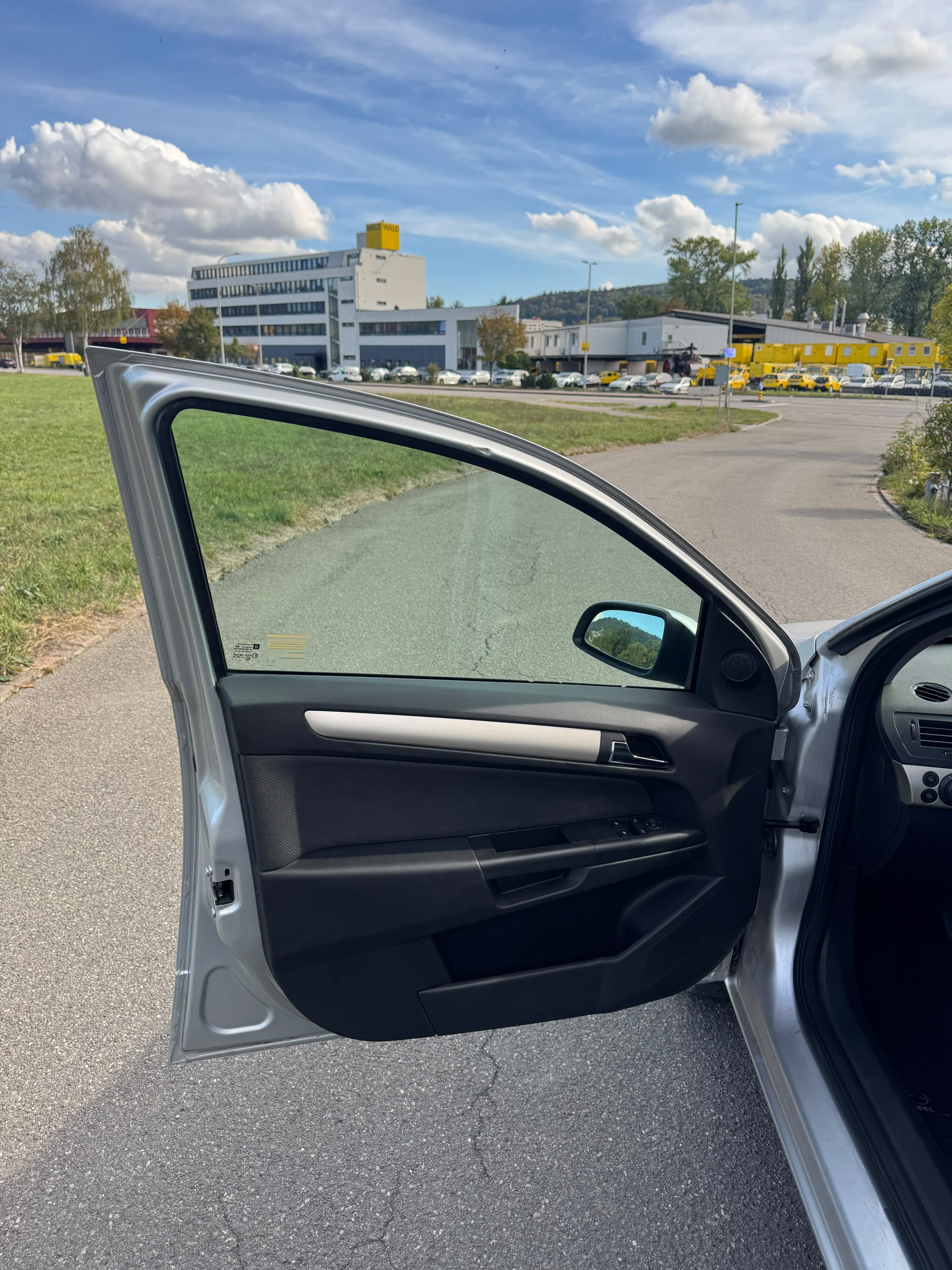 OPEL Astra 1.6i 16V Enjoy Mit MFK Frischen Zahnriemensatz und Service-image-11