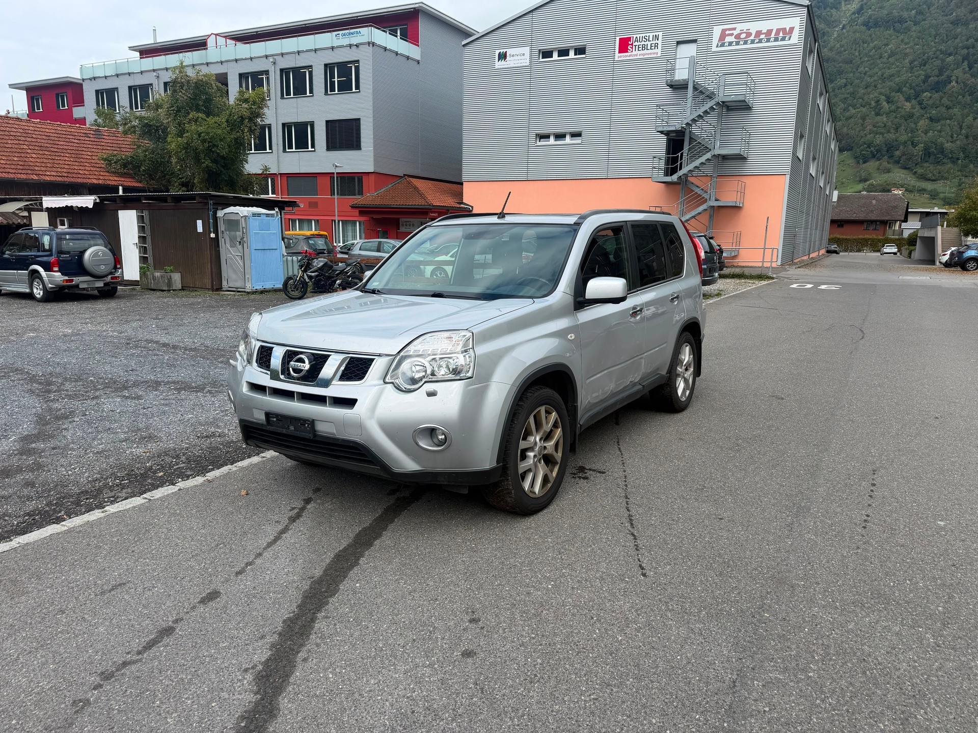 NISSAN X-Trail 2.0 dCi 16V LE Automatic-image-0