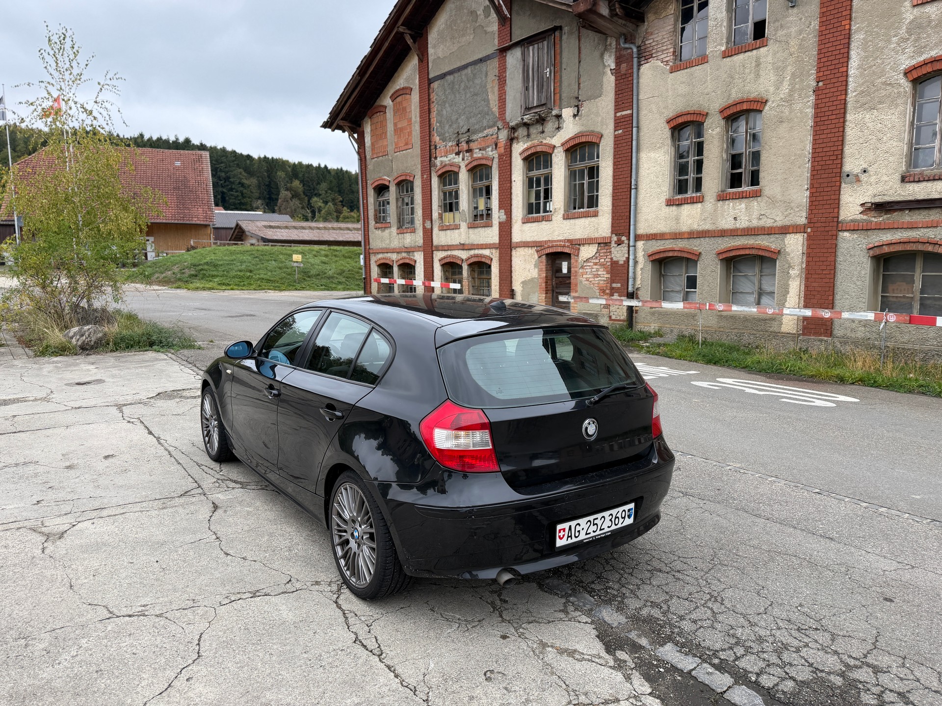 BMW 120-image-4
