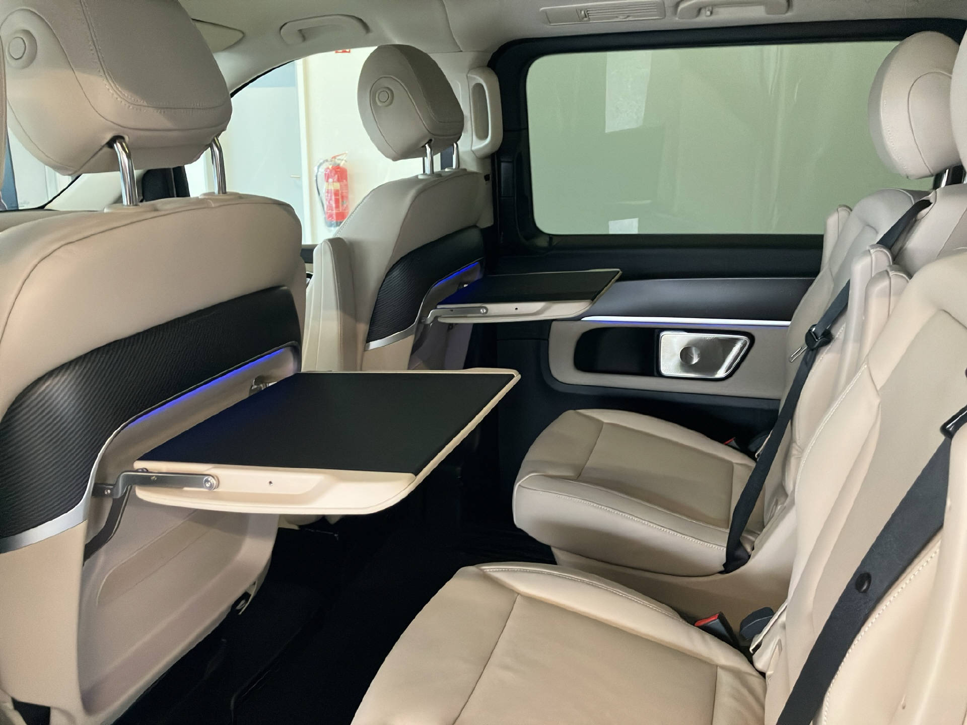MERCEDES-BENZ V 300 d Exclusive L Swiss Edit. 4MATIC-image-15