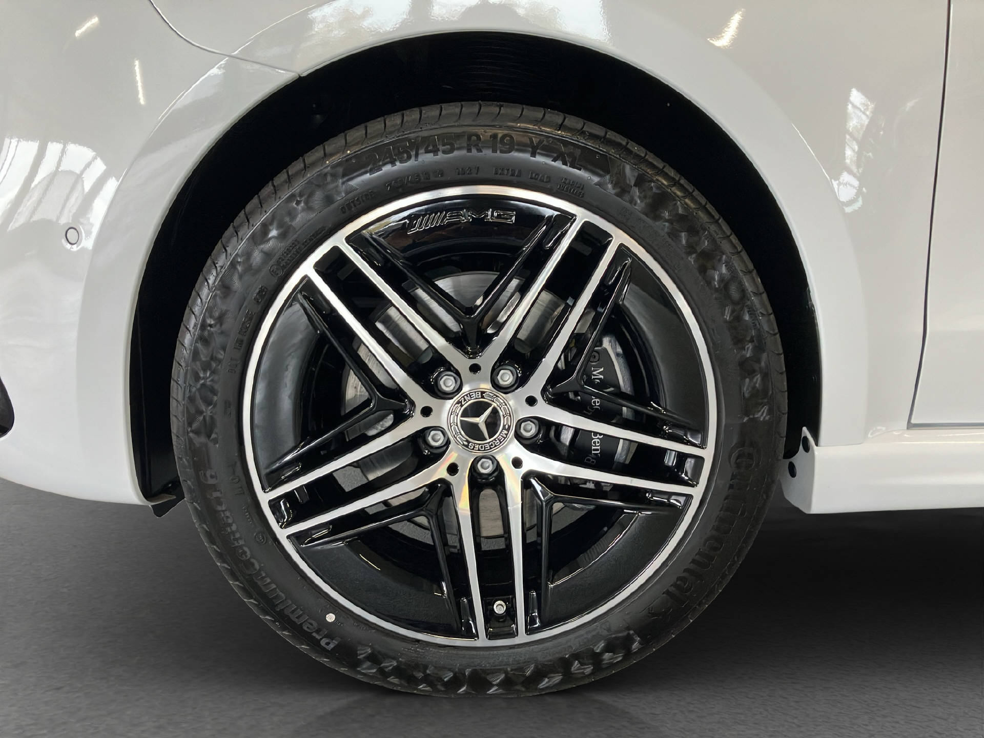 MERCEDES-BENZ V 300 d Exclusive L Swiss Edit. 4MATIC-image-5