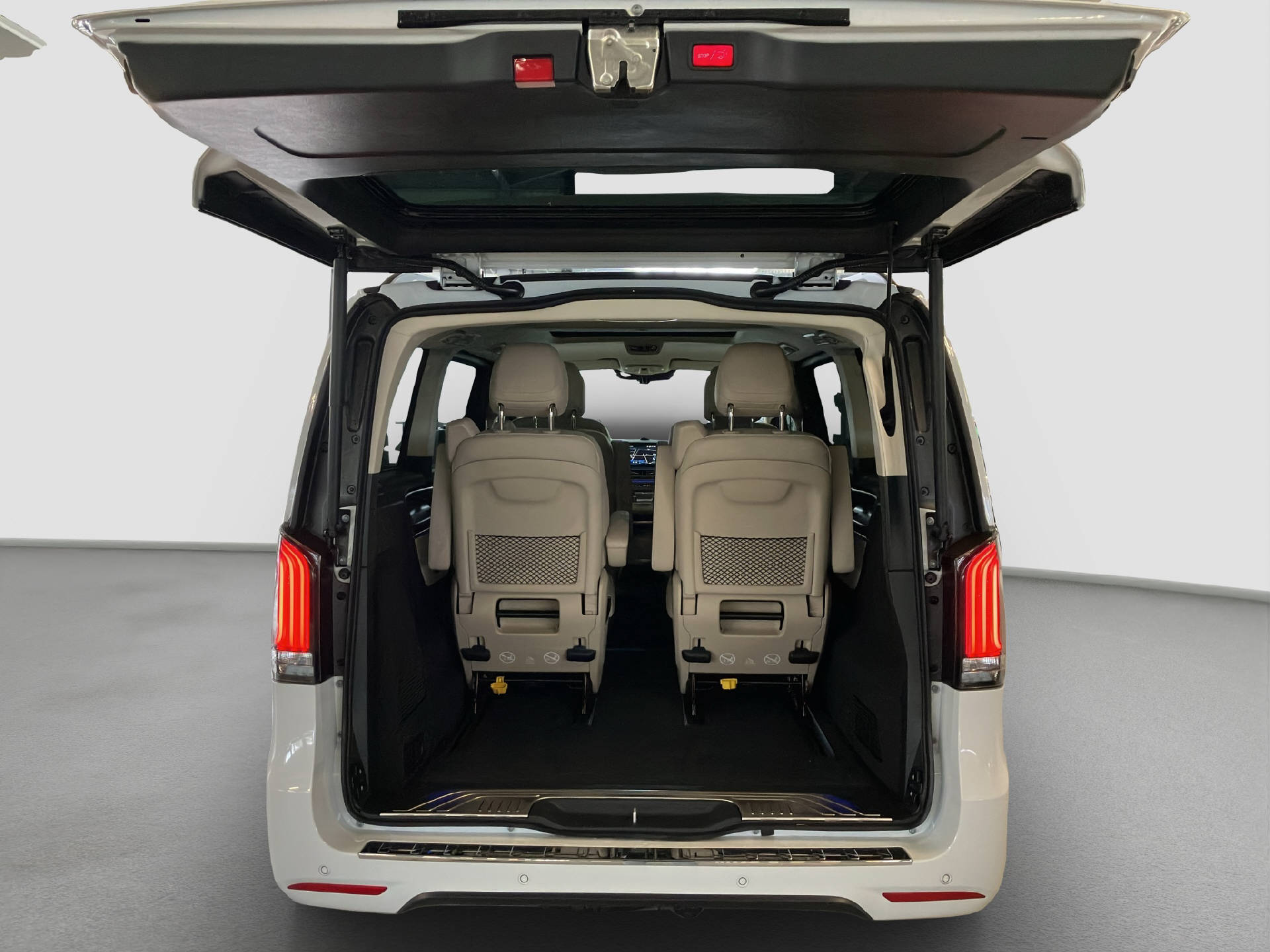MERCEDES-BENZ V 300 d Exclusive L Swiss Edit. 4MATIC-image-14