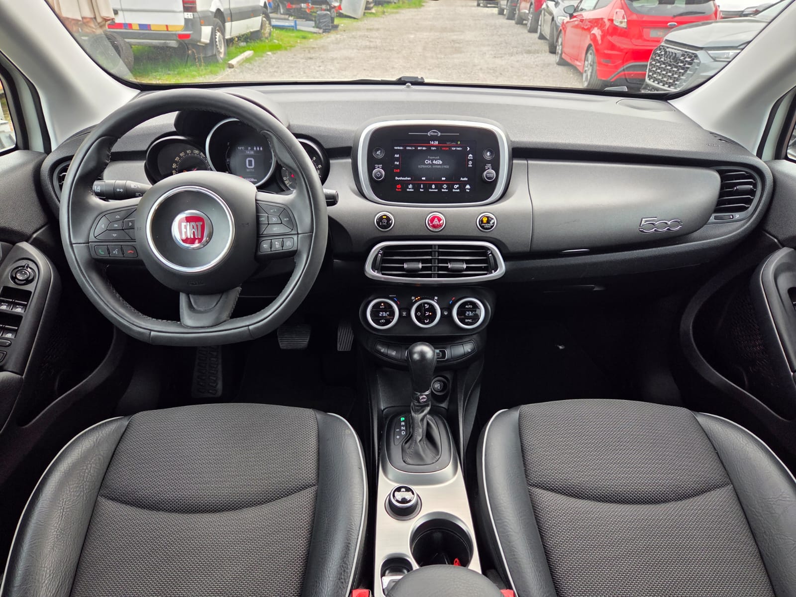 FIAT 500X 1.4T Cross 4x4 Automatic-image-11