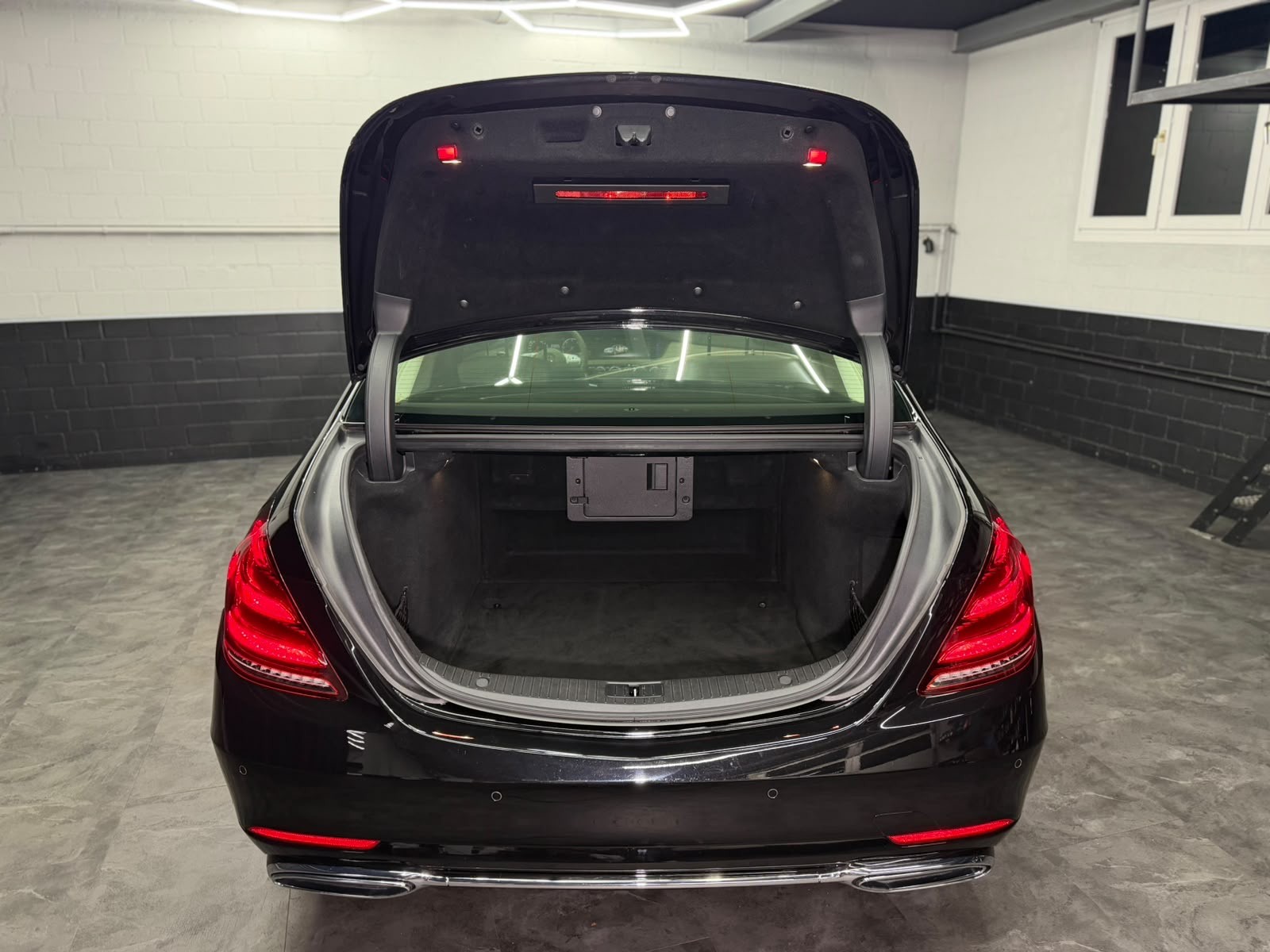 MERCEDES-BENZ S 350 d L 4Matic 9G-Tronic | CH-Auto | Luftfahrwerk | 360° Kamera | Panoramadach | AHK 2.1T-image-27