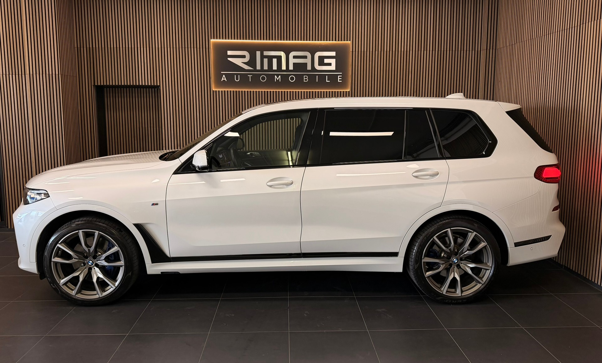 BMW X7 xDrive M50d Steptronic | CH-Fz. & 6 Sitzer-image-4