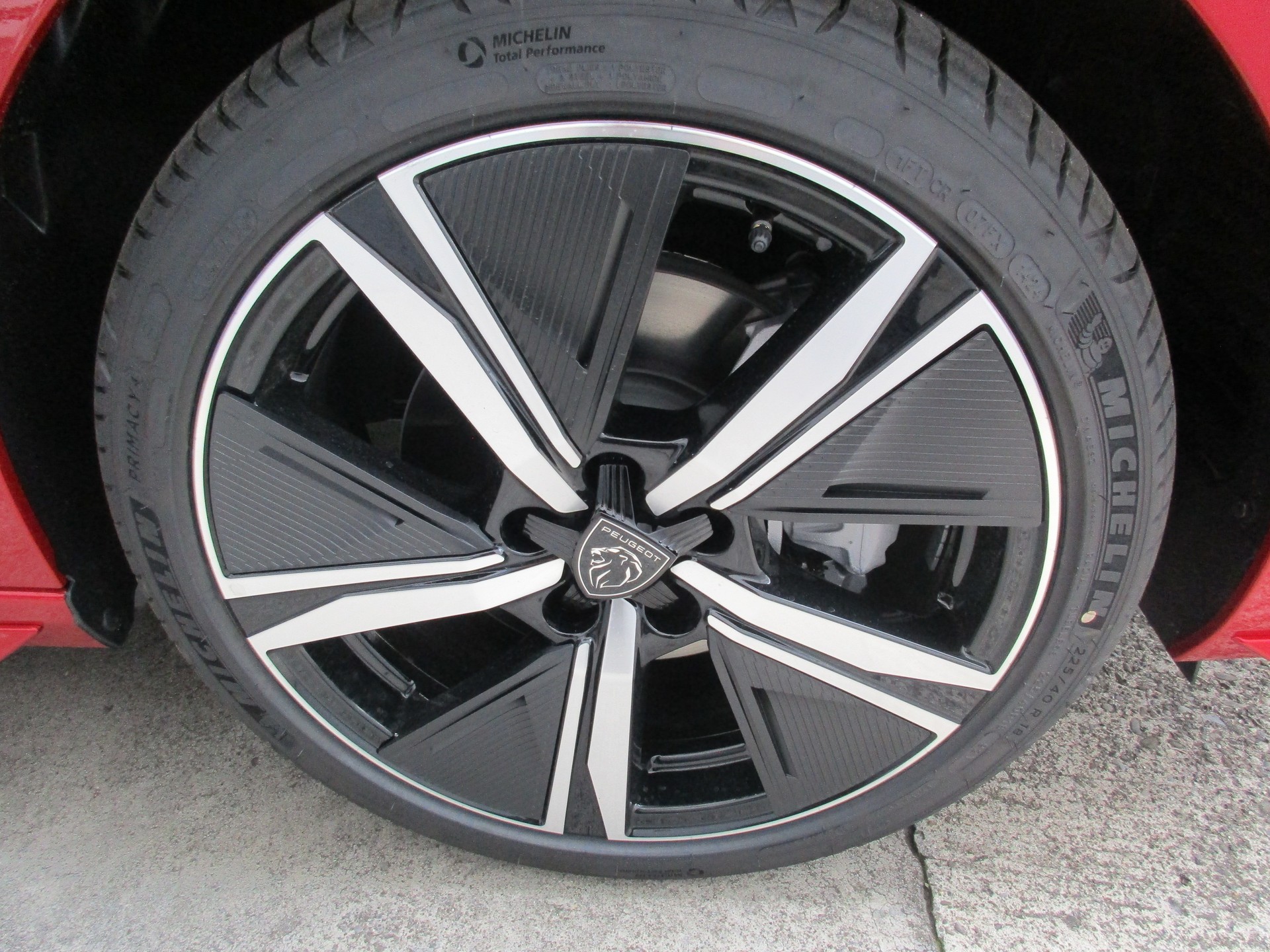 PEUGEOT 308 SW 1.5 BlueHDI GT EAT8-image-13