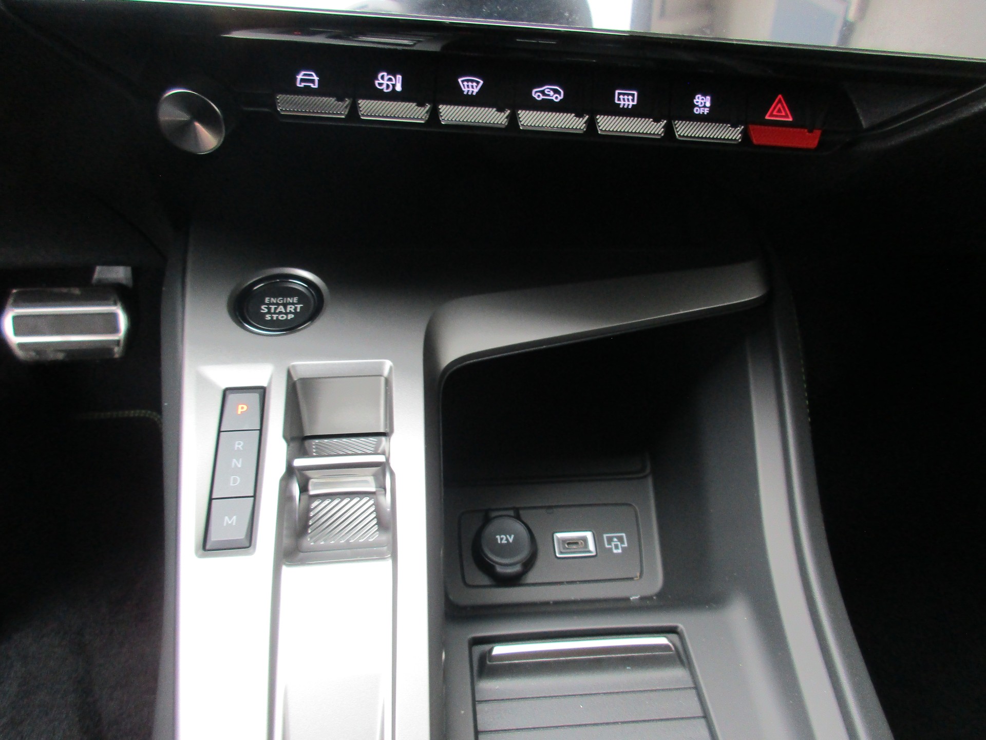 PEUGEOT 308 SW 1.5 BlueHDI GT EAT8-image-9