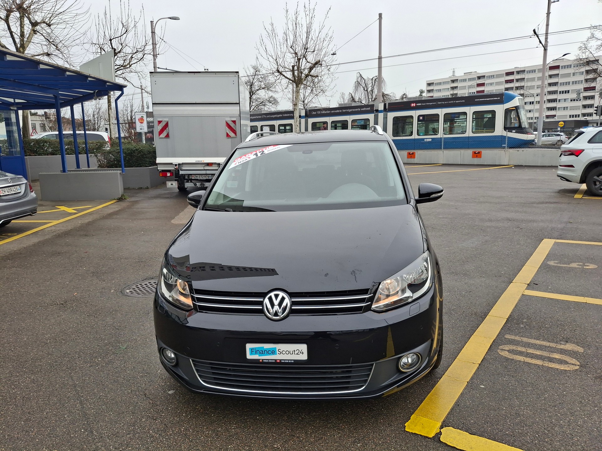 VW Touran 1.4 TSI Design DSG-image-11
