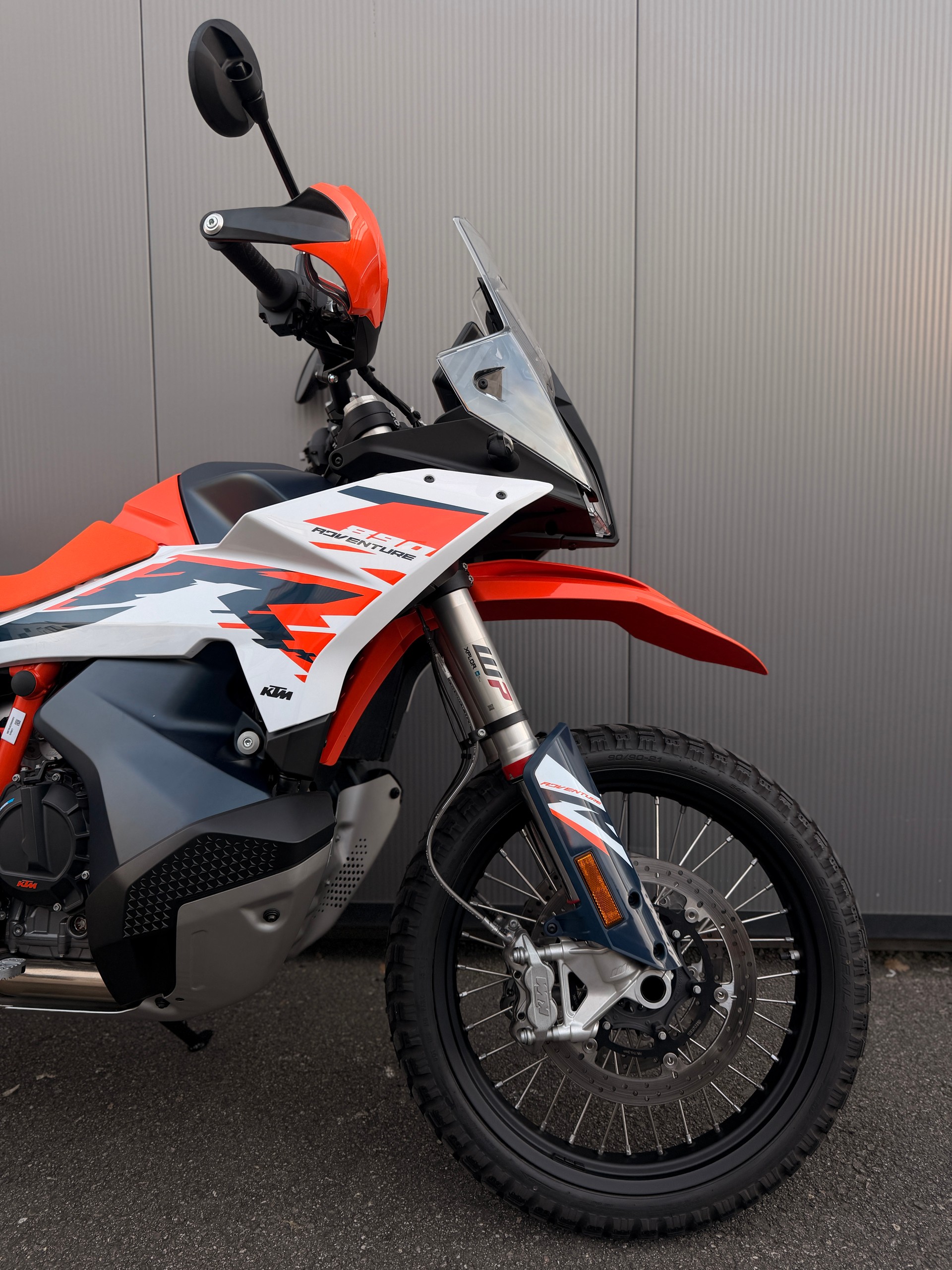 KTM 890 Adventure R-showroom-element-3