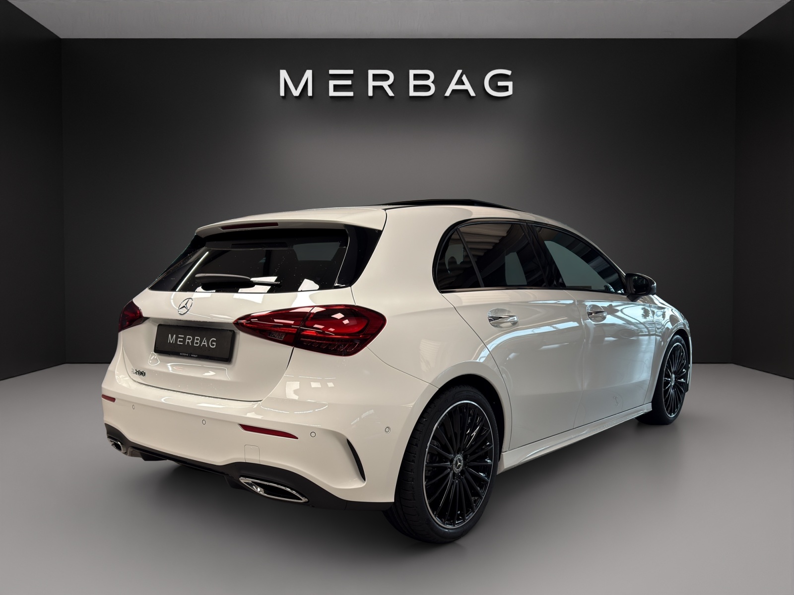 MERCEDES-BENZ A 200 Night Star 7G-DCT-image-5