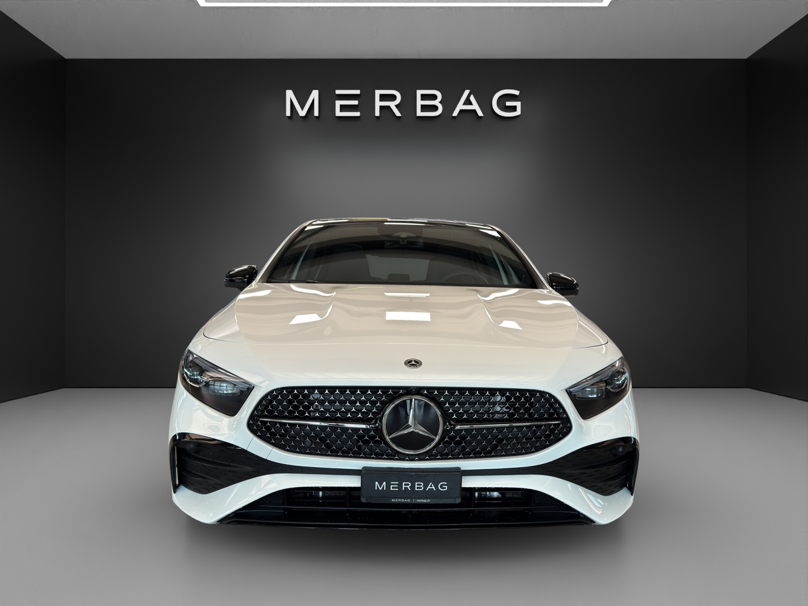 MERCEDES-BENZ A 200 Night Star 7G-DCT-image-2