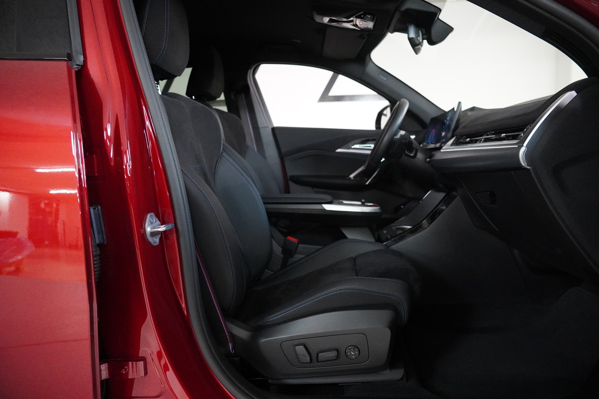 BMW X2 xDrive 20d 48V M Sport Pro-image-13