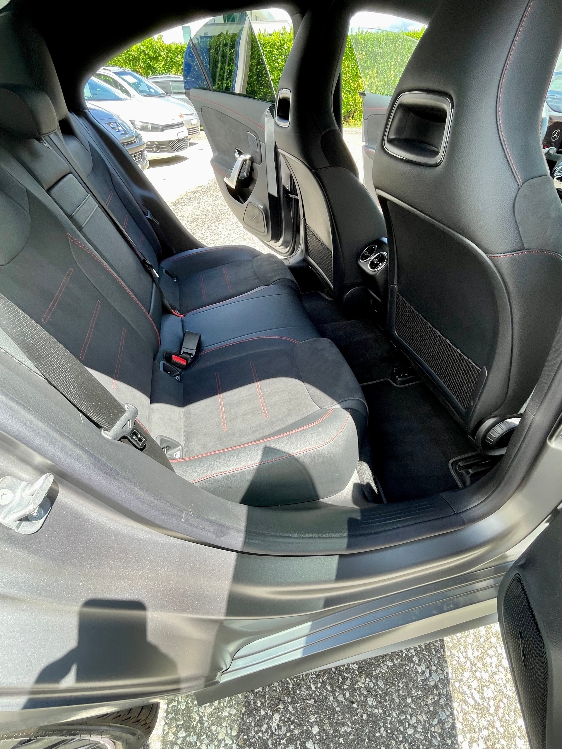 MERCEDES-BENZ CLA 220 4Matic 8G-DCT-image-9