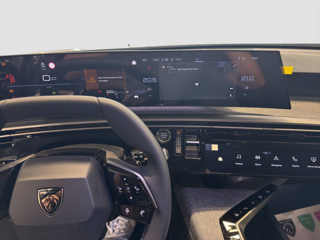 PEUGEOT 3008 1.2 Hybrid Allure Premium-image-5