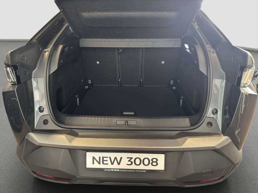 PEUGEOT 3008 1.2 Hybrid Allure Premium-image-8