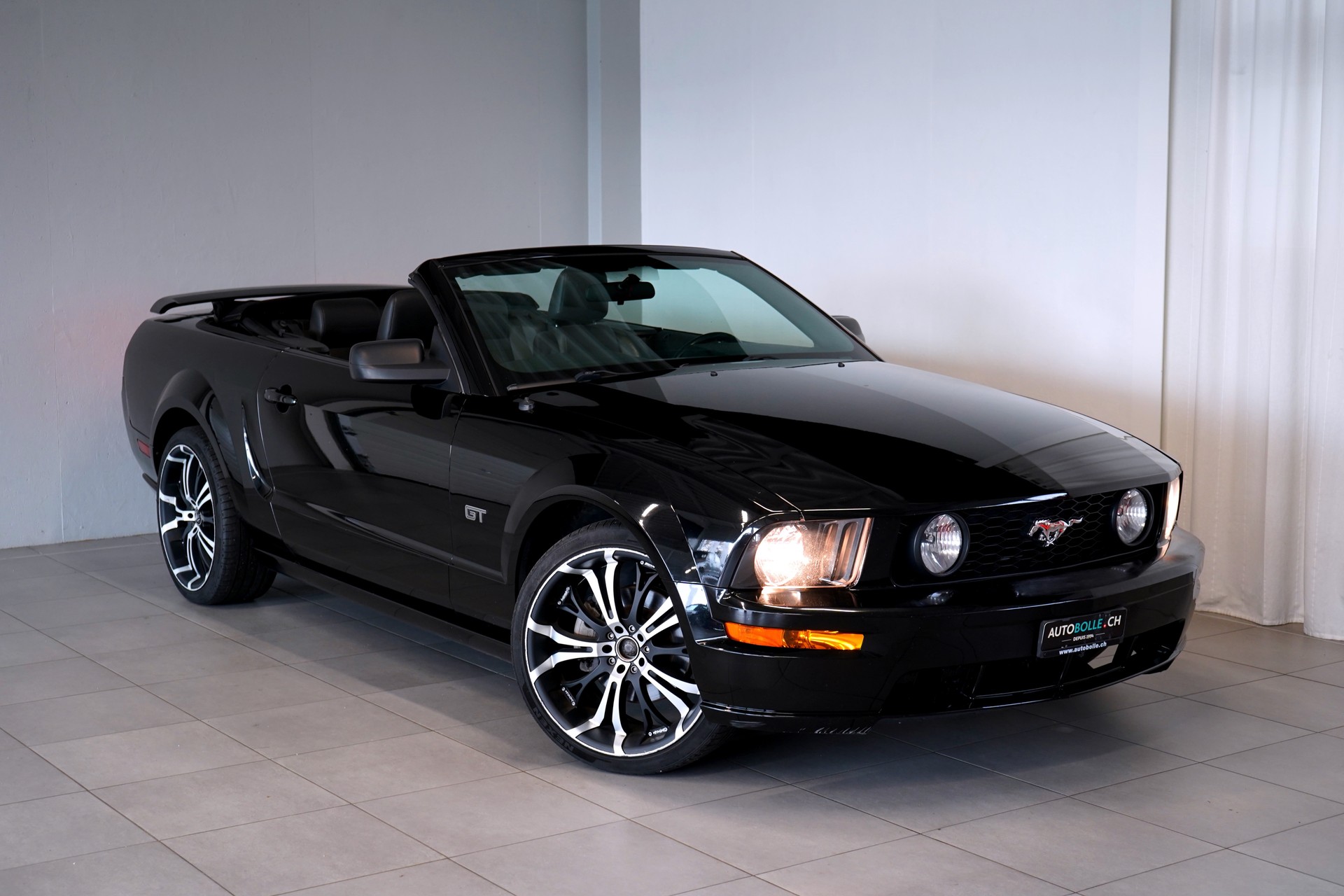 FORD GT CONVERTIBLE-image-0
