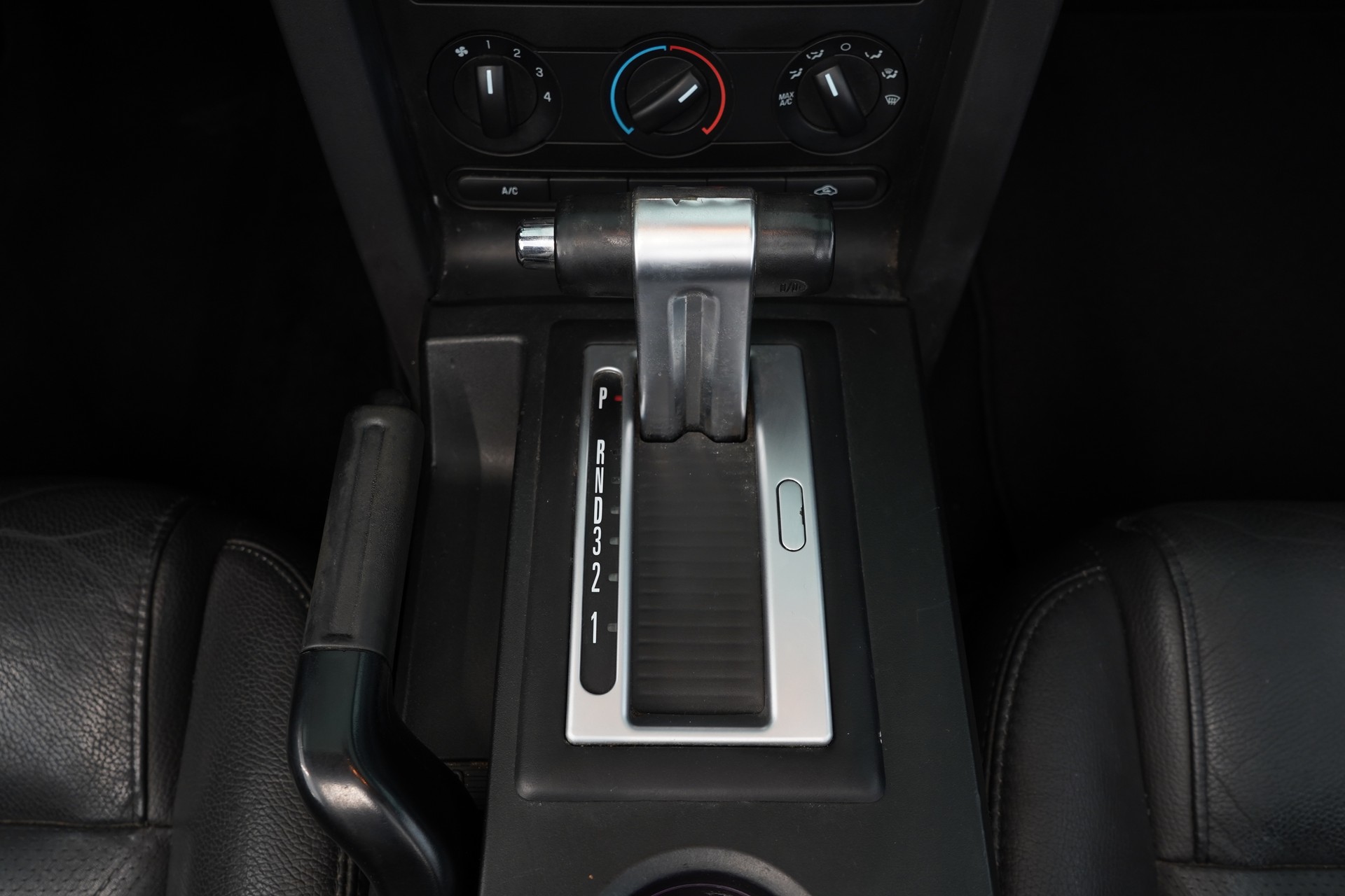 FORD GT CONVERTIBLE-image-17