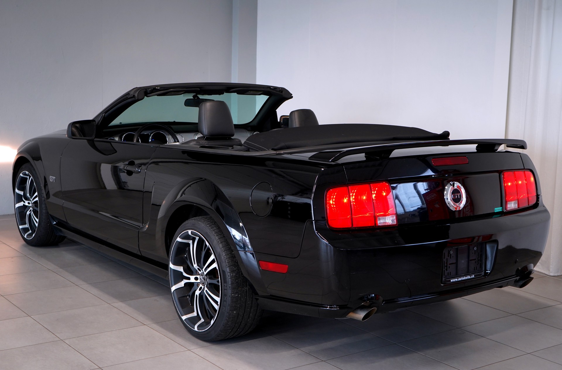 FORD GT CONVERTIBLE-image-8