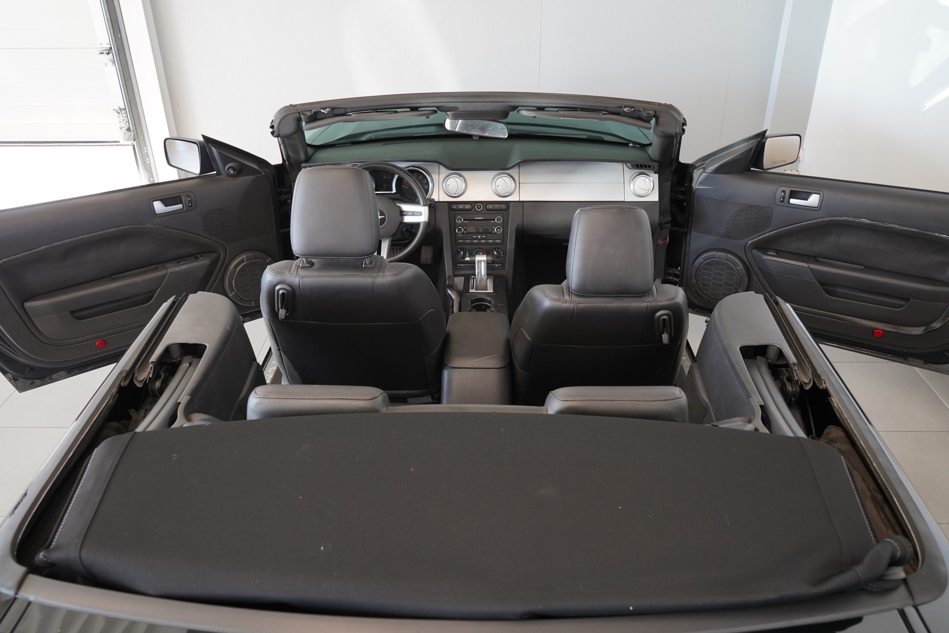 FORD GT CONVERTIBLE-image-21