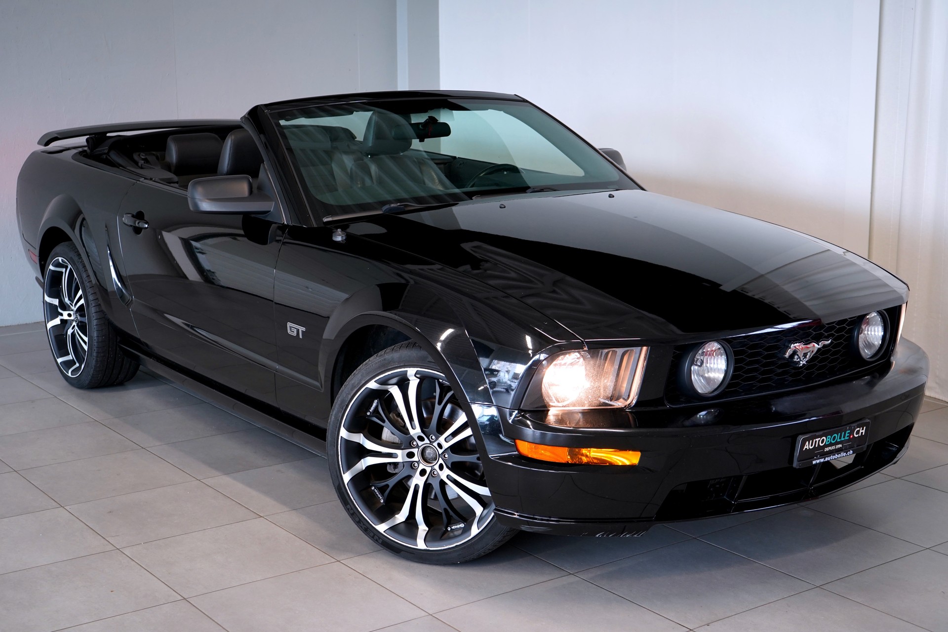 FORD GT CONVERTIBLE-image-1