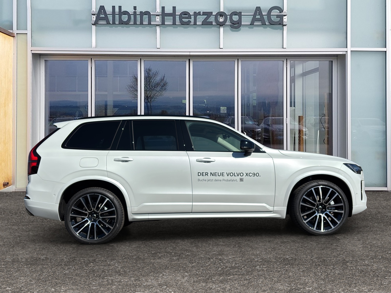 VOLVO XC90 2.0 T8 TE Ultra Dark eAWD-image-4