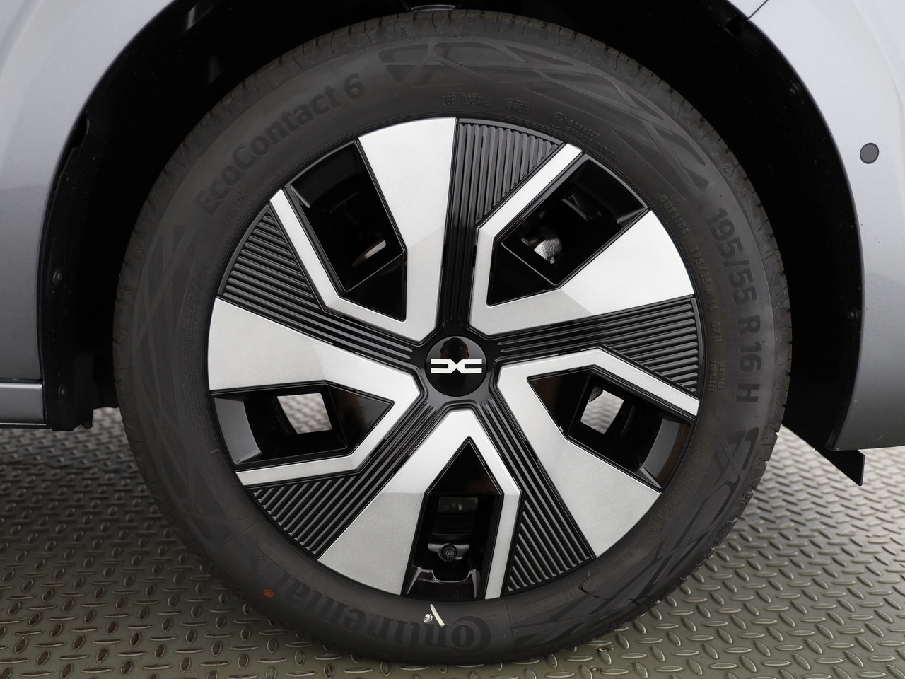 DACIA Sandero expression TCe 90 automat-image-8