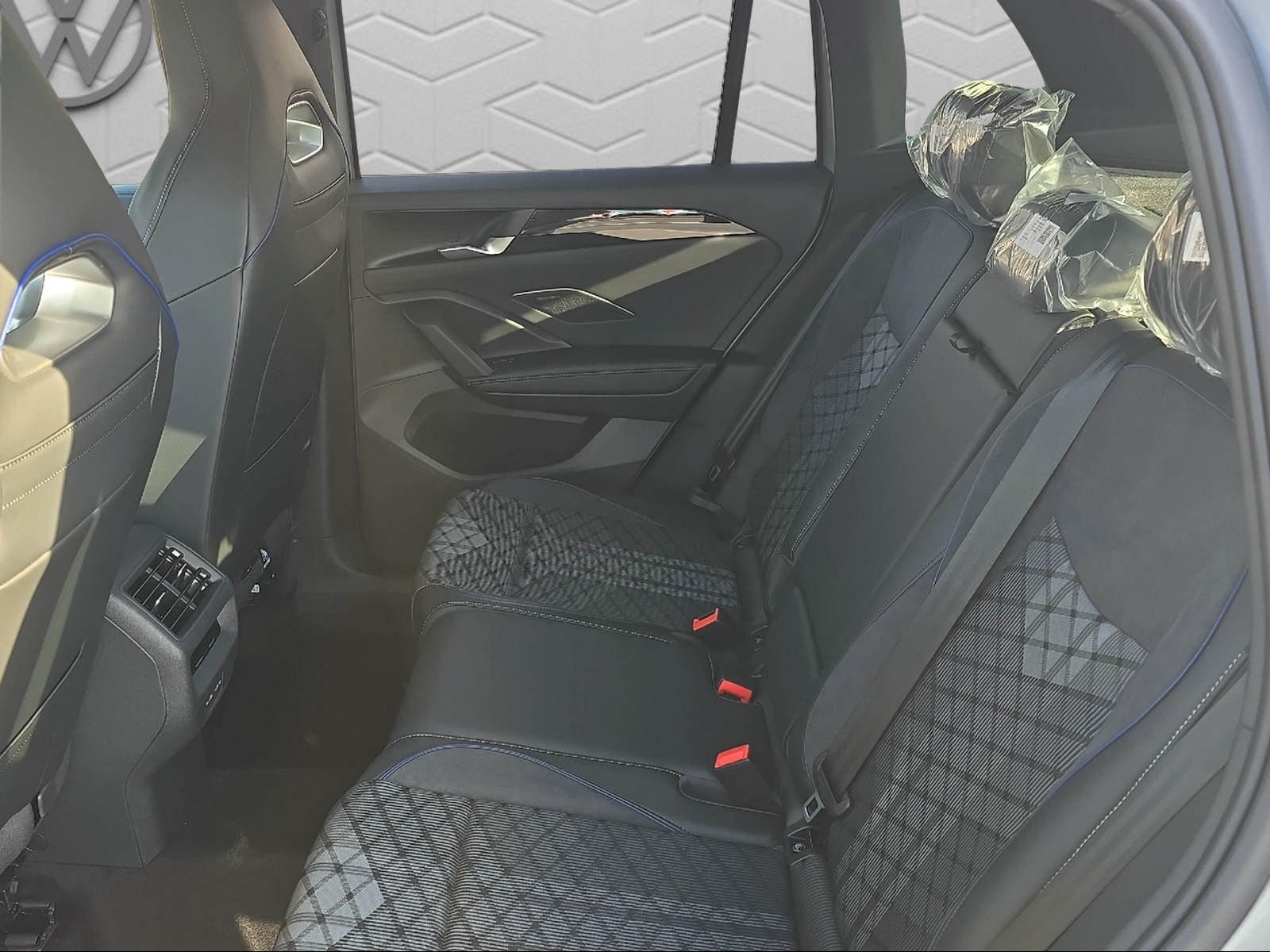 VW Tiguan 2.0 TSI United DSG 4Motion-image-13