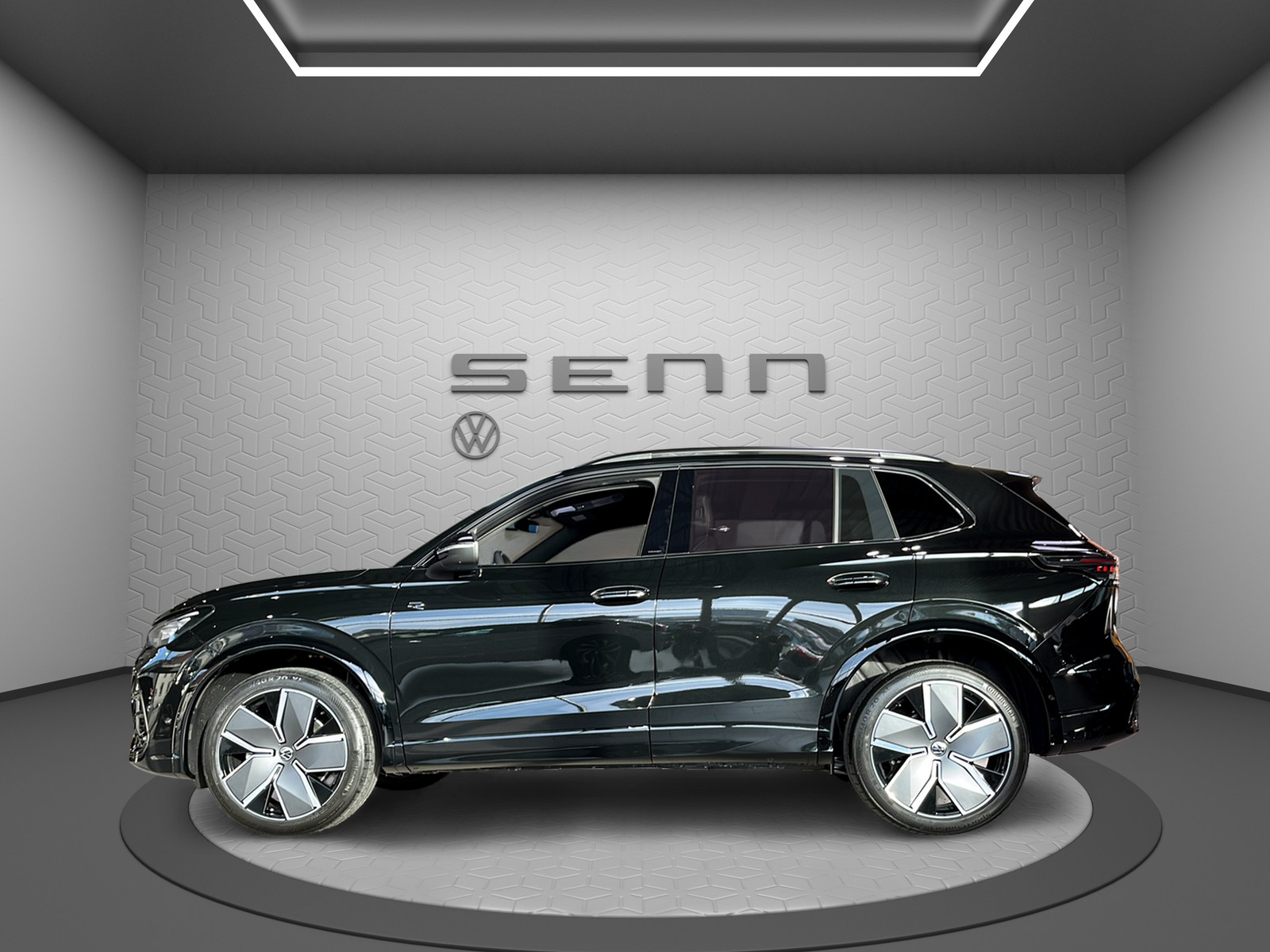 VW Tiguan 2.0 TSI United DSG 4Motion-image-1